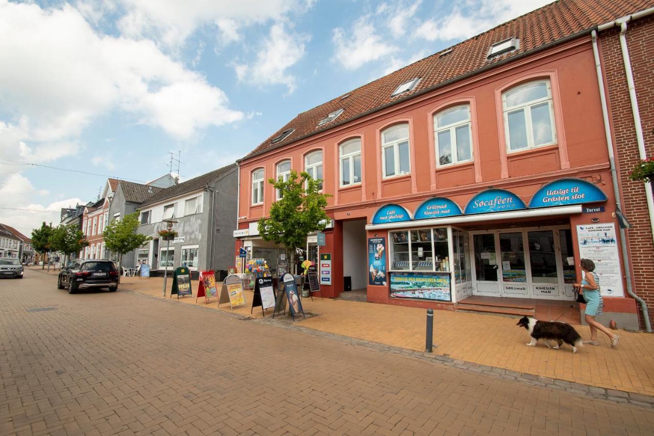 Det Gamle Radhus Hotell Gråsten Exteriör bild