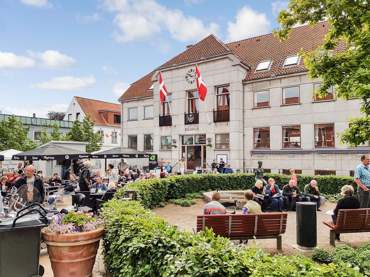 Det Gamle Radhus Hotell Gråsten Exteriör bild